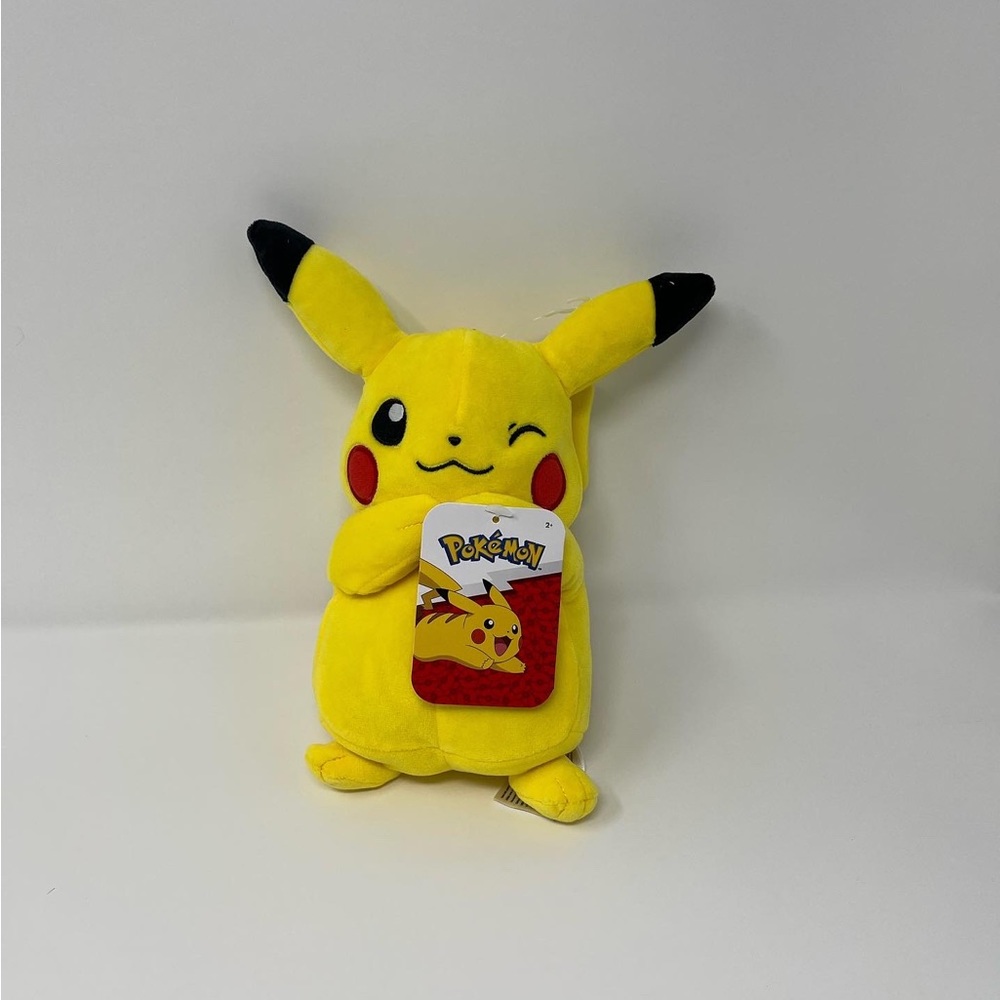 Official pokemon Pikachu plush - Picture 2 of 2